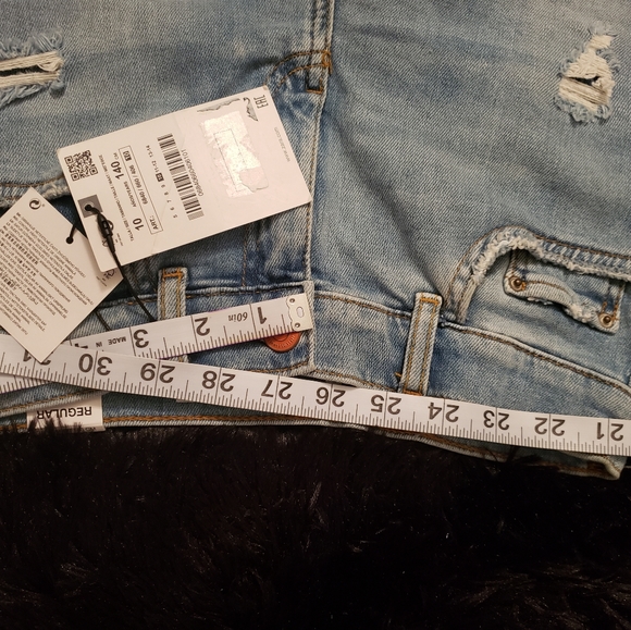 Zara - Picture 8 of 8